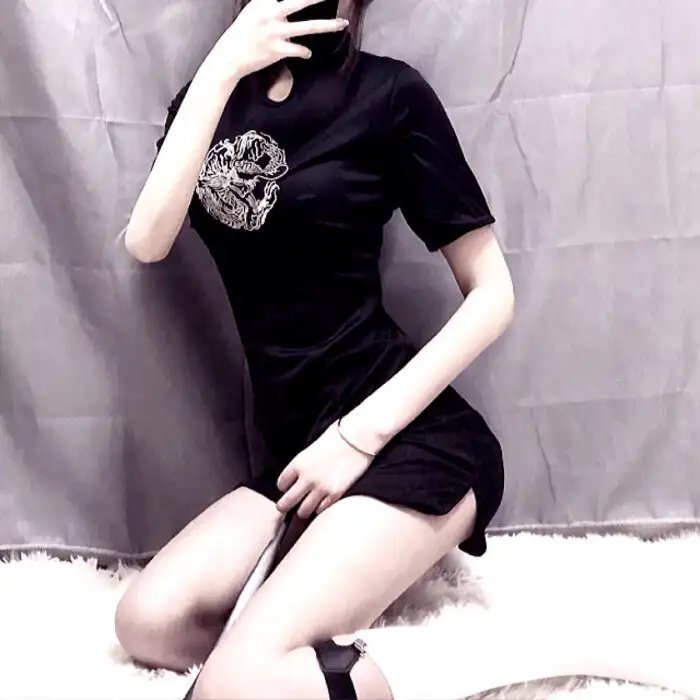 美好的四天 海报